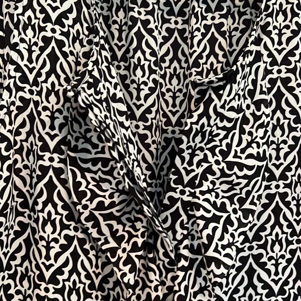 Loft Sleeveless Subtle Ruffle Front Button Up Blo… - image 4